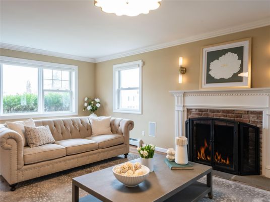 Fireplace, Interior, Living room