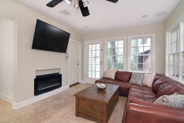 Fireplace, Interior, Living room