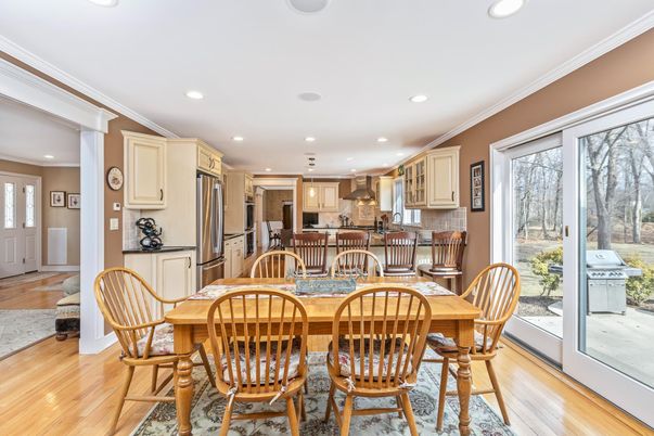 Dining room, Interior, Kitchen, Recessed Lighting, Stainless Steel Appliances, Wood Texture Flooring
