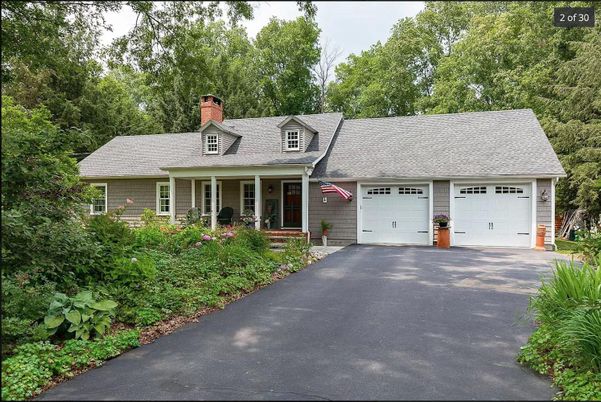 Attached, Exterior, Facade, Cape Cod