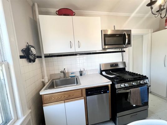 Interior, Kitchen, Stainless Steel Appliances