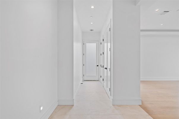 Interior, Recessed Lighting