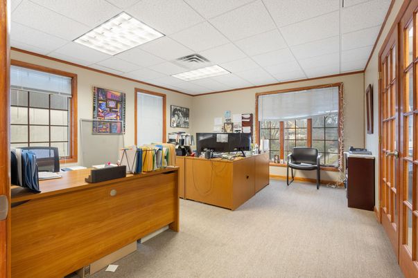 Home Office, Interior