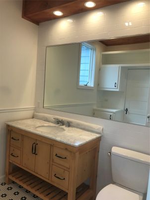Bathroom, Interior, Recessed Lighting
