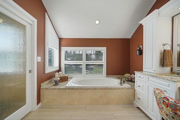 Bathroom, Interior, Recessed Lighting, Wood Texture Flooring