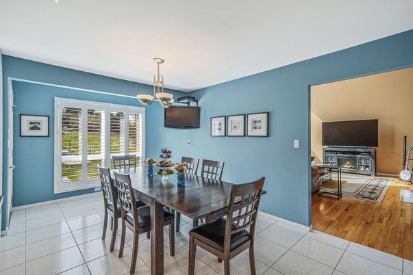 Dining room, Fireplace, Interior, Pendant Lights, Wood Texture Flooring