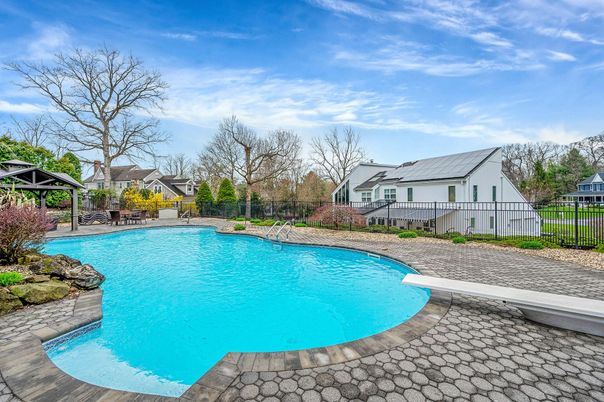 Exterior, Pool, Solar Panels