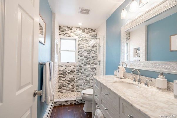 Bathroom, Interior, Recessed Lighting, Wood Texture Flooring