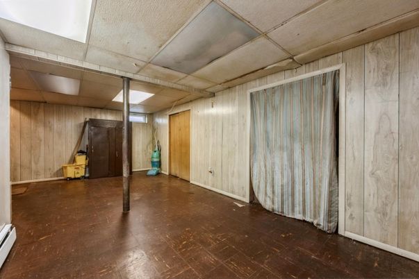 Empty room, Interior, Wooden Walls