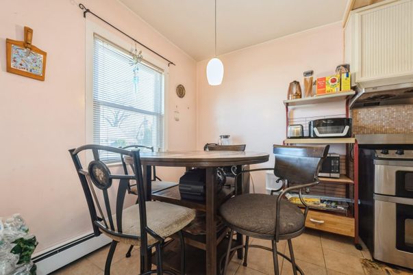 Dining room, Interior, Pendant Lights