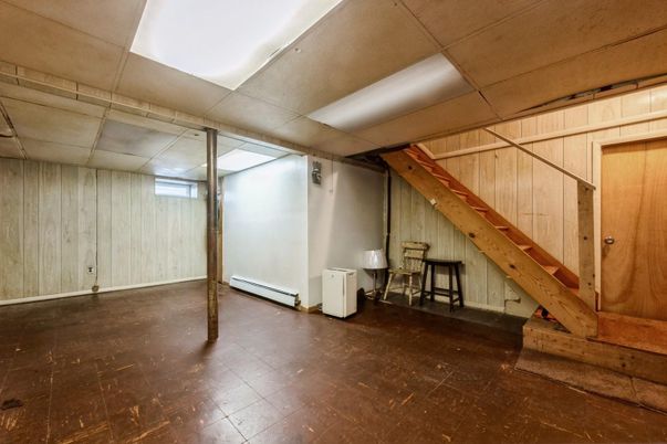 Empty room, Interior, Wooden Walls