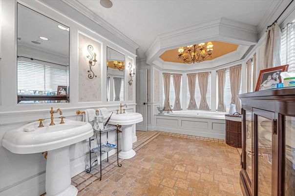 Bathroom, Chandelier, Dual Sink Vanities, Interior, Recessed Lighting