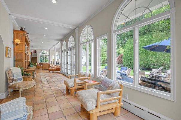 Interior, Living room, Recessed Lighting, Sun Room