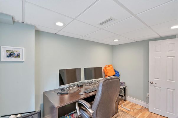 Home Office, Interior, Recessed Lighting, Wood Texture Flooring