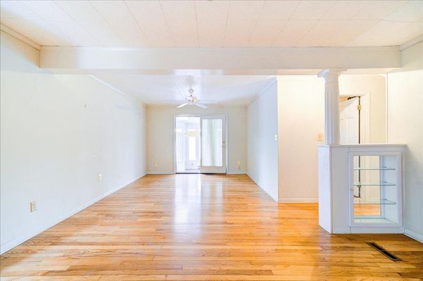 Empty room, Interior, Wood Texture Flooring