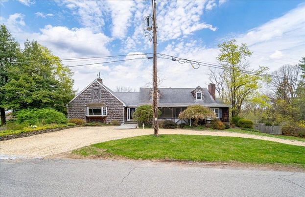 Backyard, Exterior, Facade, Brick Facade, Cape Cod