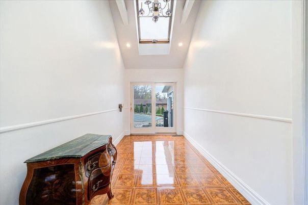 Interior, Recessed Lighting