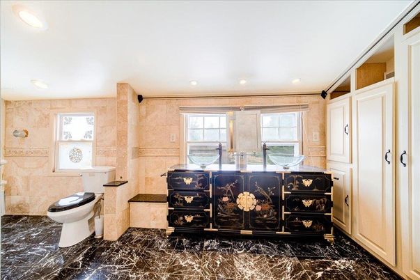 Bathroom, Interior, Marble, Recessed Lighting