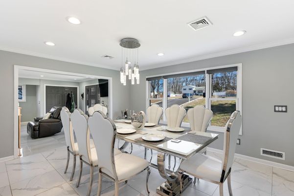Dining room, Interior, Living room, Marble, Pendant Lights, Recessed Lighting