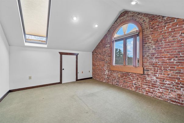 Empty room, Interior, Recessed Lighting, Stone Walls