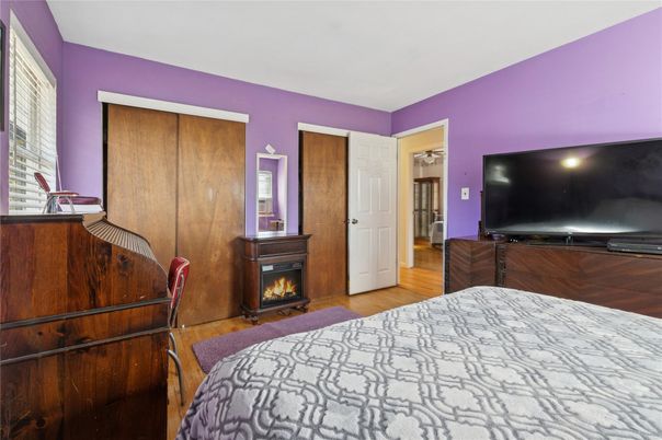 Bedroom, Fireplace, Interior, Wood Texture Flooring