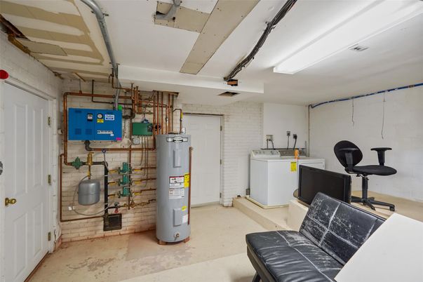 Interior, Stone Walls, Washer