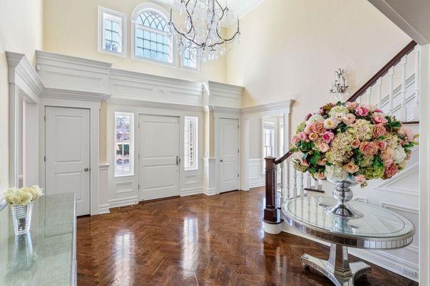 Chandelier, Interior, Wood Texture Flooring