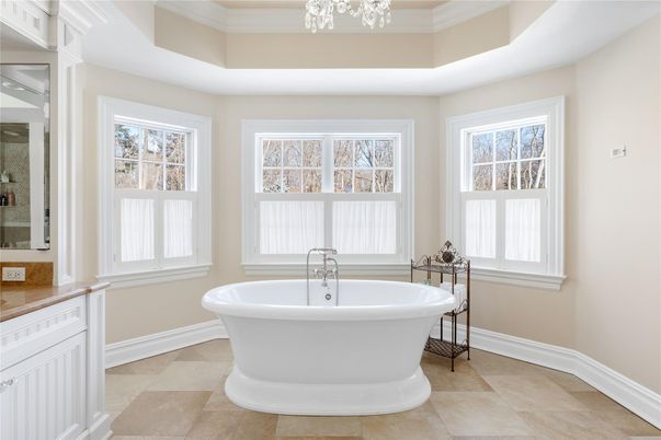 Bathroom, Free Standing Baths, Interior