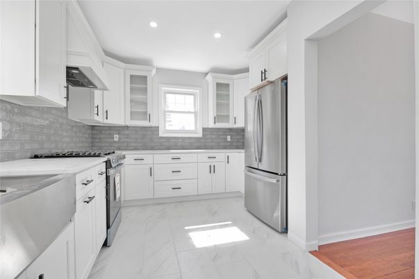 Interior, Kitchen, Marble, Recessed Lighting, Stainless Steel Appliances
