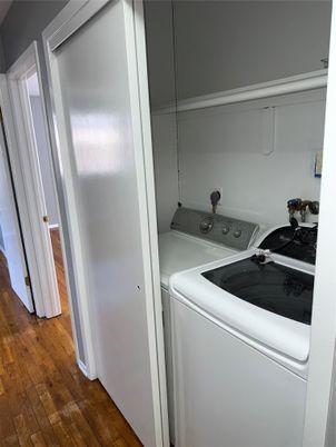 Interior, Utility Closets, Washer, Wood Texture Flooring