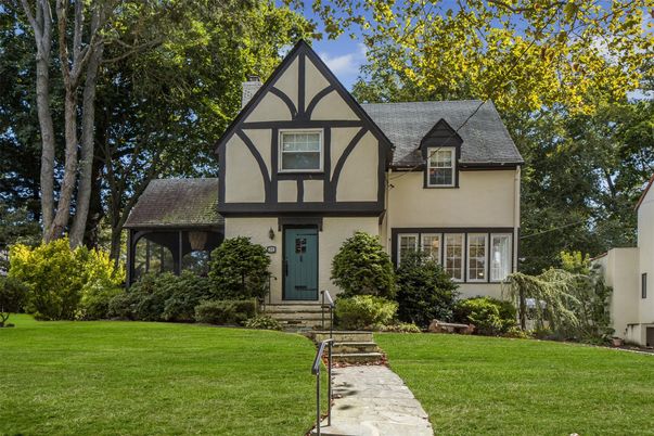 Exterior, Facade, Tudor Revival
