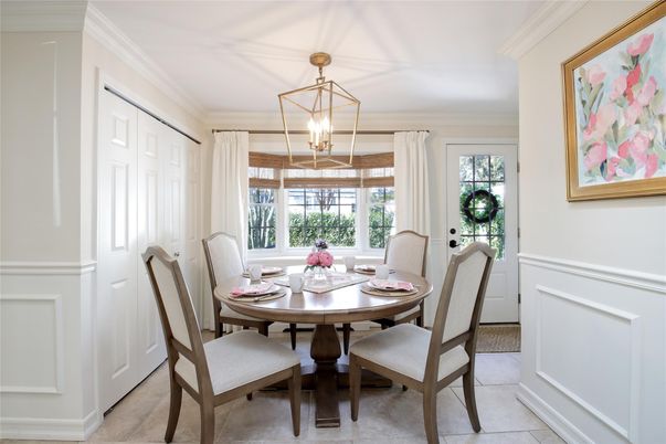 Dining room, Interior