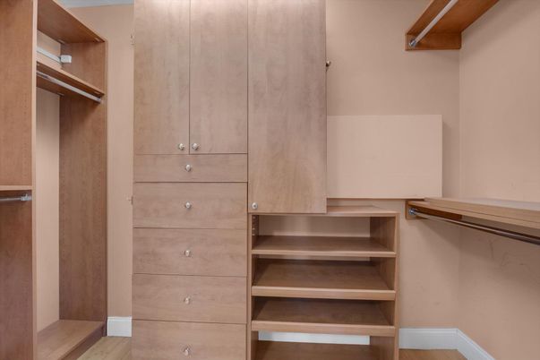Interior, Walk-in Closets