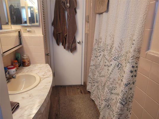 Bathroom, Interior, Wood Texture Flooring