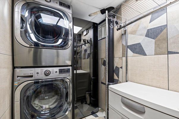 Interior, Utility Closets, Washer