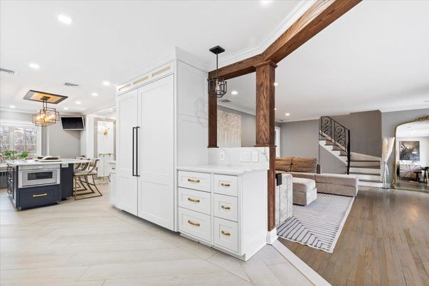 Chandelier, Interior, Kitchen, Pendant Lights, Recessed Lighting, Wood Texture Flooring