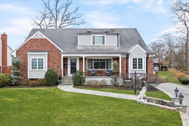 Exterior, Facade, Brick Facade, Cape Cod