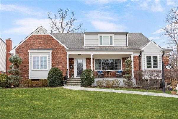 Exterior, Facade, Brick Facade, Ranch