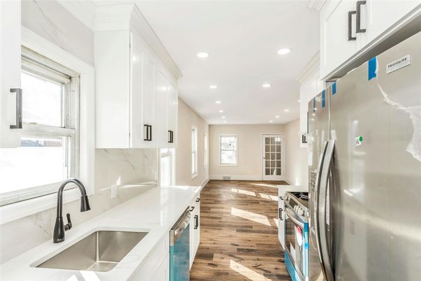 Interior, Kitchen, Recessed Lighting, Wood Texture Flooring