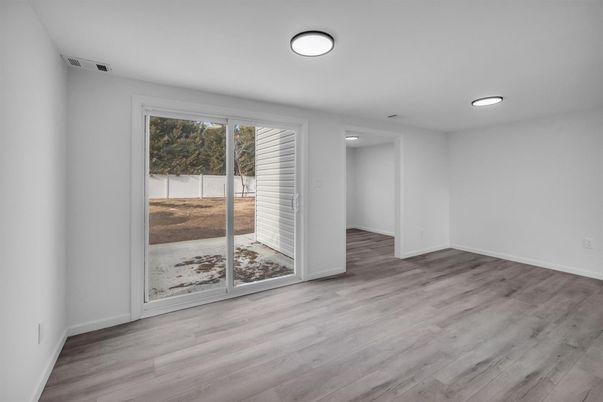 Empty room, Interior, Recessed Lighting, Wood Texture Flooring