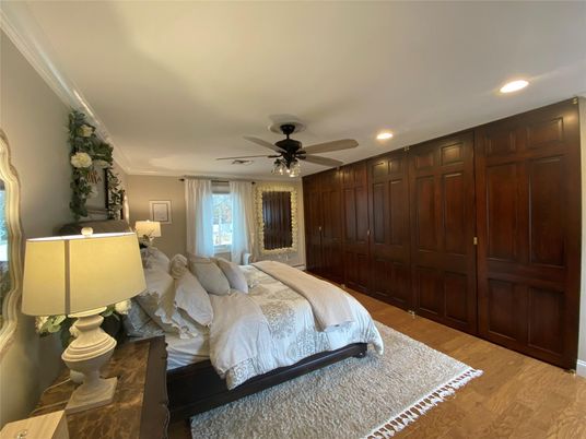Bedroom, Interior, Recessed Lighting, Wood Texture Flooring