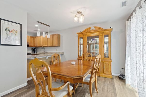 Dining room, Interior, Kitchen, Recessed Lighting, Wood Texture Flooring