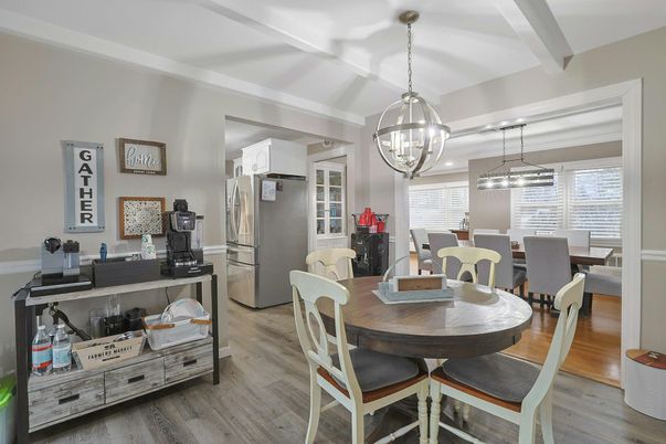 Chandelier, Dining room, Interior, Kitchen, Pendant Lights, Wood Texture Flooring