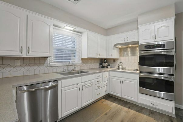 Interior, Kitchen, Stainless Steel Appliances, Wood Texture Flooring