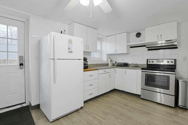 Interior, Kitchen, Stainless Steel Appliances, Wood Texture Flooring