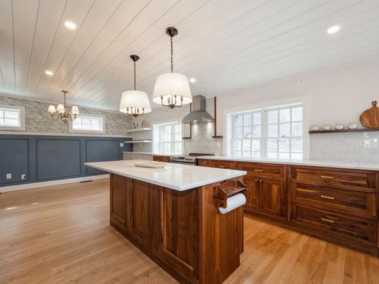 Chandelier, Interior, Kitchen, Pendant Lights, Recessed Lighting, Wood Texture Flooring