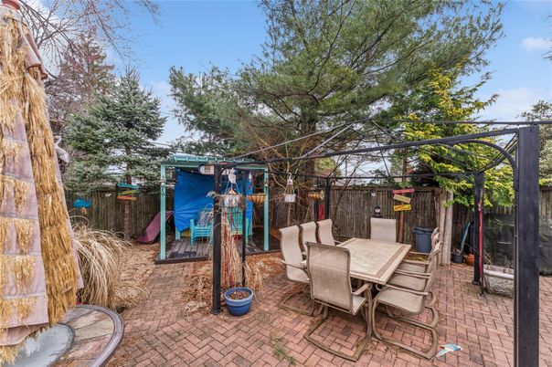 Backyard, Exterior, Playground
