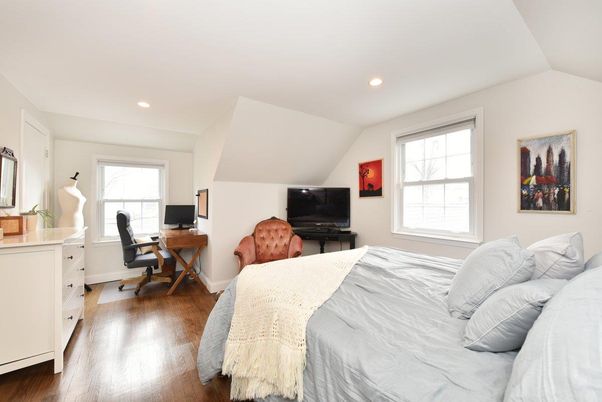 Bedroom, Home Office, Interior, Recessed Lighting, Wood Texture Flooring