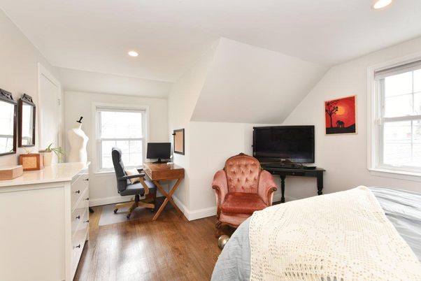 Bedroom, Home Office, Interior, Recessed Lighting, Wood Texture Flooring