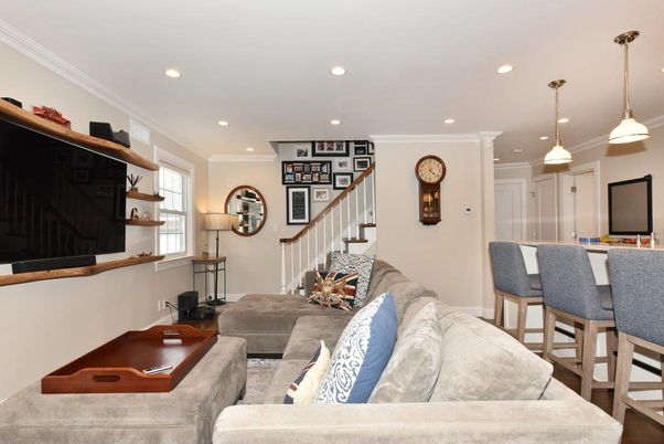 Interior, Living room, Pendant Lights, Recessed Lighting